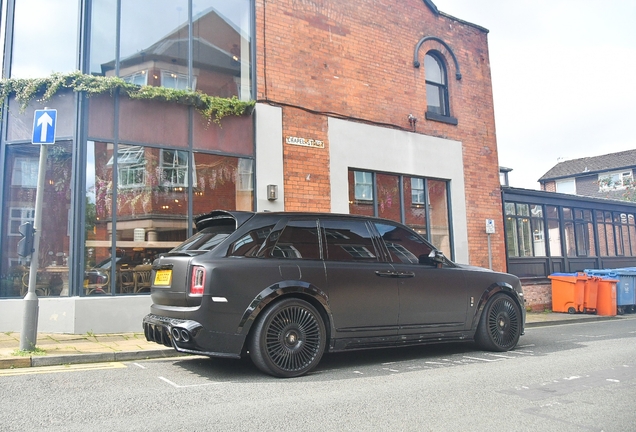 Rolls-Royce Cullinan Black Badge Revere