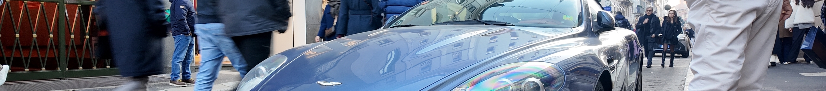 Aston Martin DB9 Volante