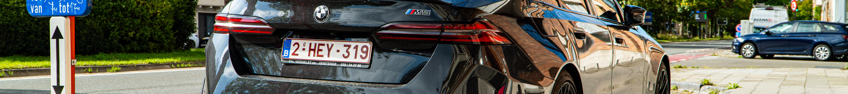BMW M5 G90