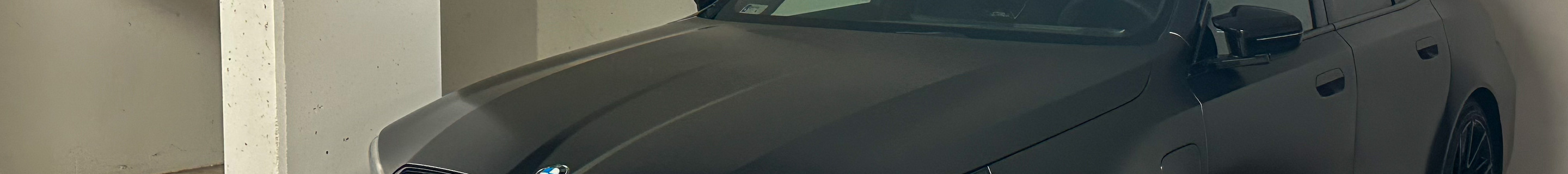 BMW M5 G90