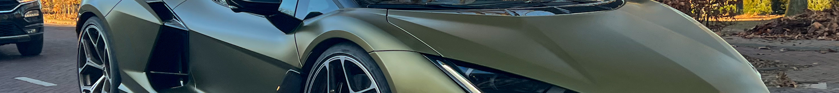 Lamborghini Revuelto