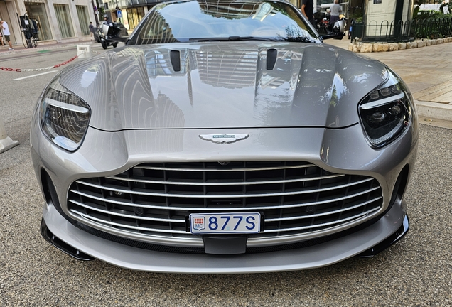 Aston Martin DB12 Volante