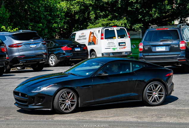 Jaguar F-TYPE R Coupé