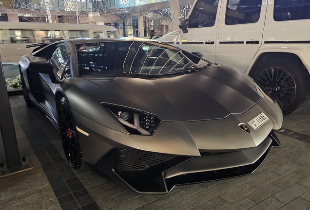 Lamborghini Aventador LP750-4 SuperVeloce