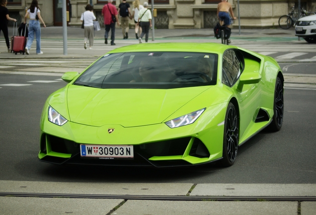 Lamborghini Huracán LP640-4 EVO