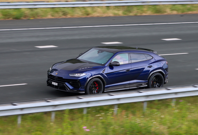 Lamborghini Urus Performante