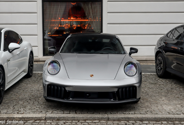 Porsche 992 Carrera 4 GTS MkII