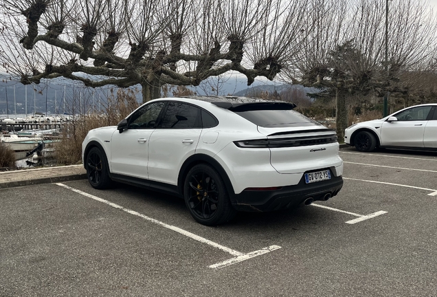 Porsche Cayenne Coupé Turbo E-Hybrid