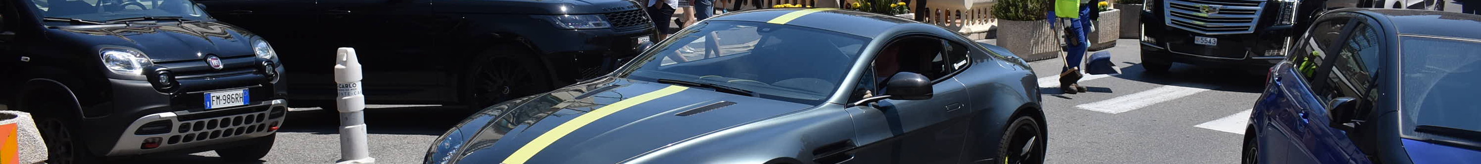Aston Martin V8 Vantage AMR