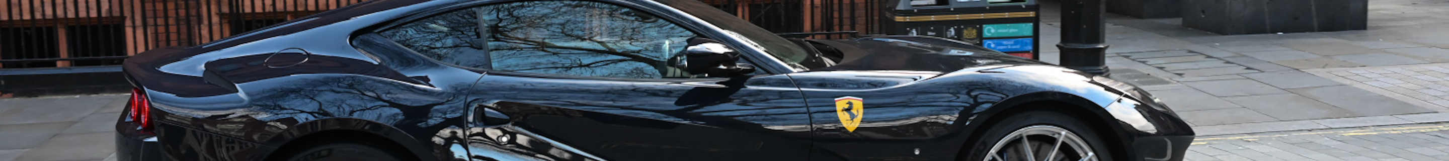 Ferrari 812 Superfast