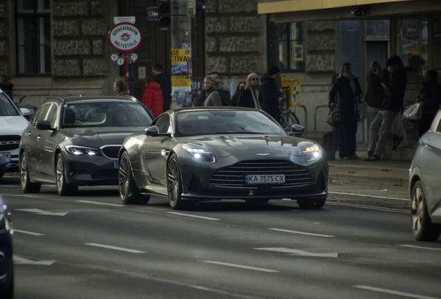 Aston Martin DB12