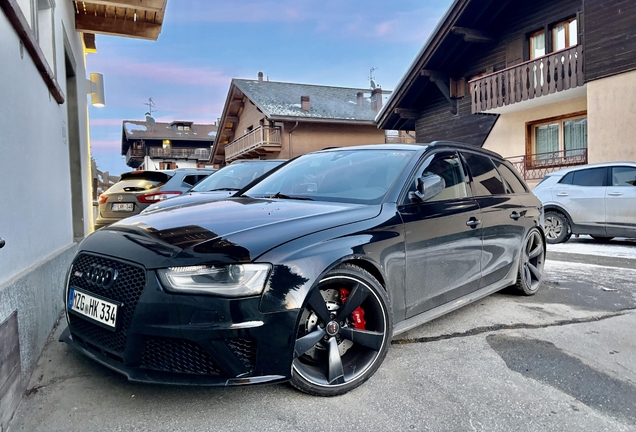 Audi RS4 Avant B8