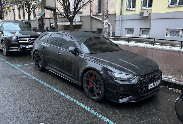 Audi RS6 Avant C8