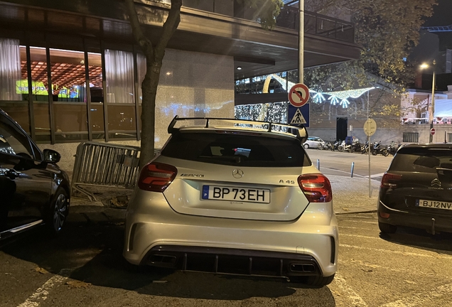 Mercedes-AMG A 45 W176 2015