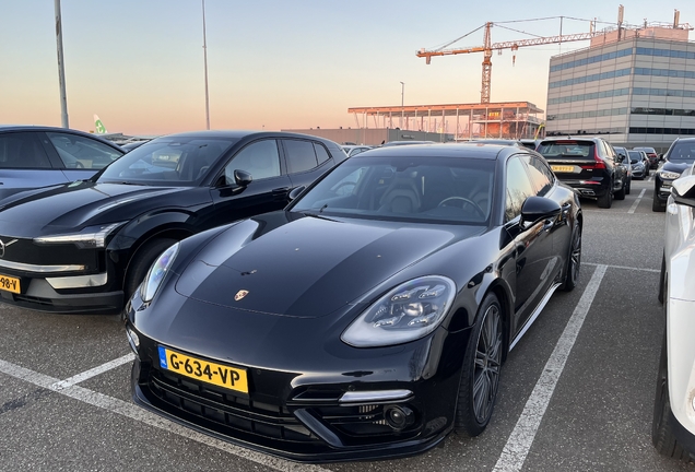 Porsche 971 Panamera Turbo Sport Turismo