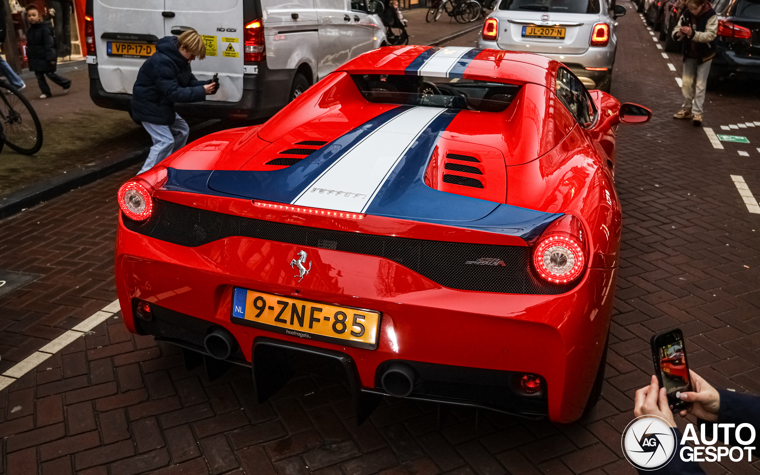 Afgelopen weekend werd deze prachtige en steeds duurder wordende Ferrari gespot