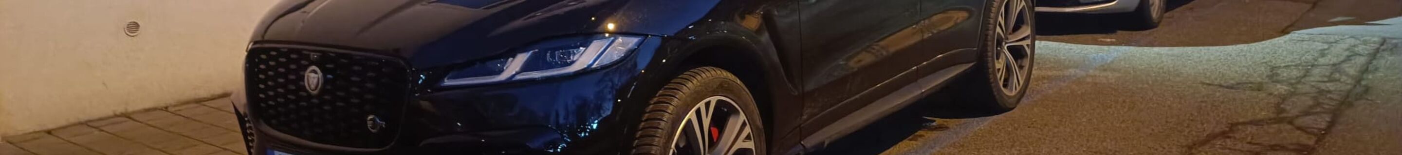 Jaguar F-PACE SVR 2021