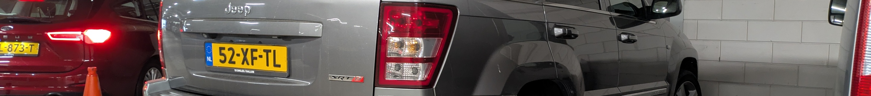 Jeep Grand Cherokee SRT-8 2005