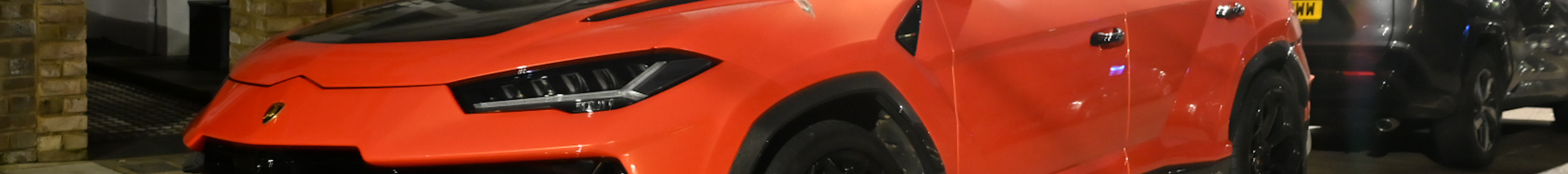 Lamborghini Urus Performante