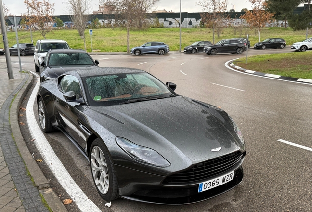 Aston Martin DB11 V8