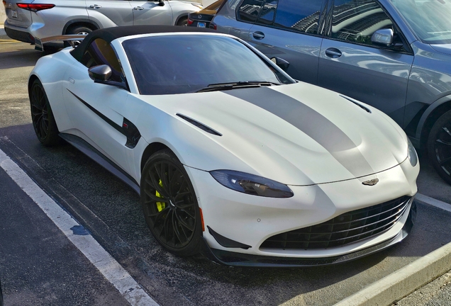 Aston Martin V8 Vantage Formula 1 Edition Roadster