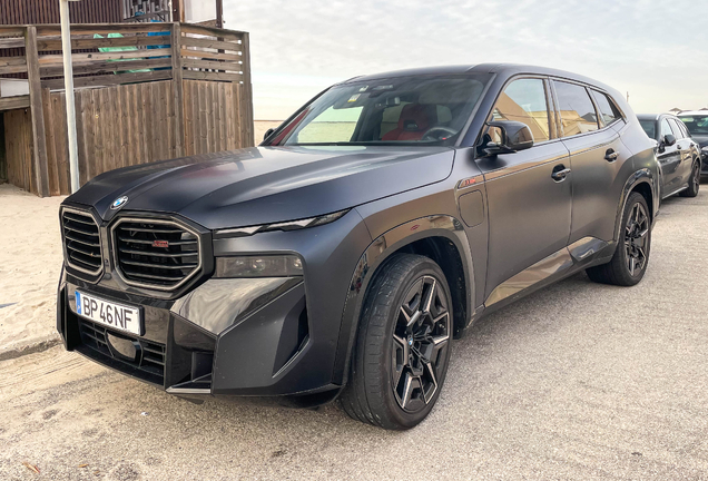 BMW XM G09 Label Red