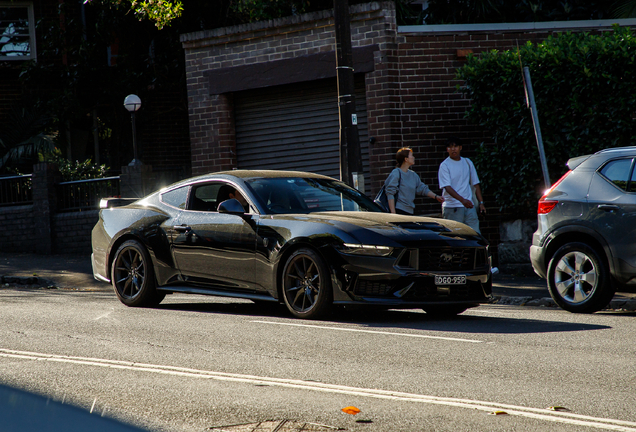 Ford Mustang Dark Horse 2024