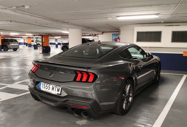 Ford Mustang Dark Horse 2024