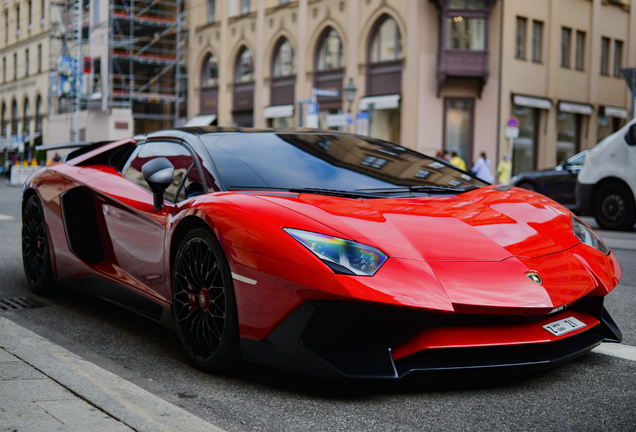Lamborghini Aventador LP750-4 SuperVeloce Roadster