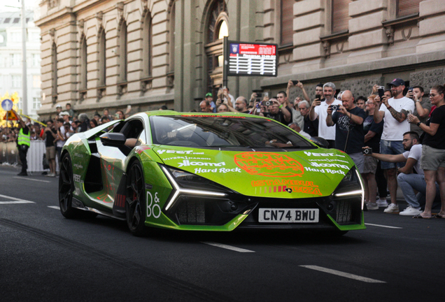 Lamborghini Revuelto