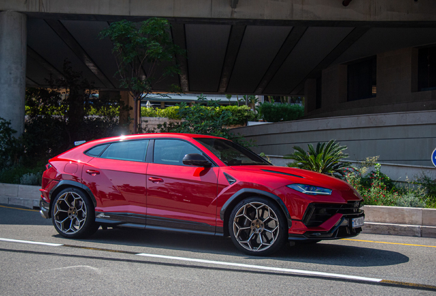 Lamborghini Urus Performante