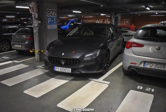 Maserati Quattroporte Modena Q4