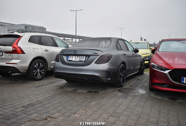 Mercedes-AMG C 63 S W205