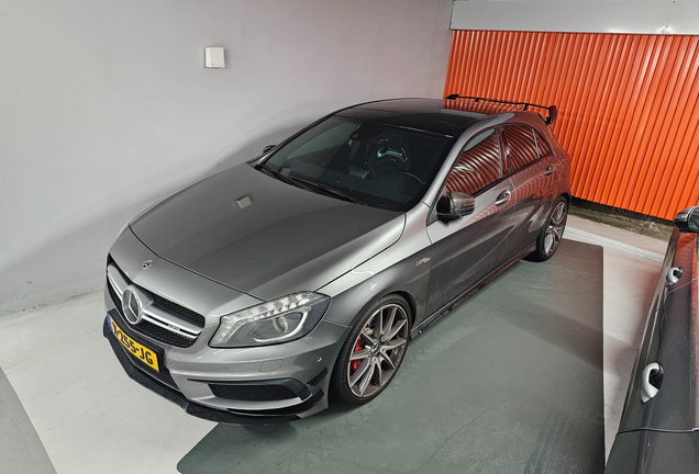 Mercedes-Benz A 45 AMG