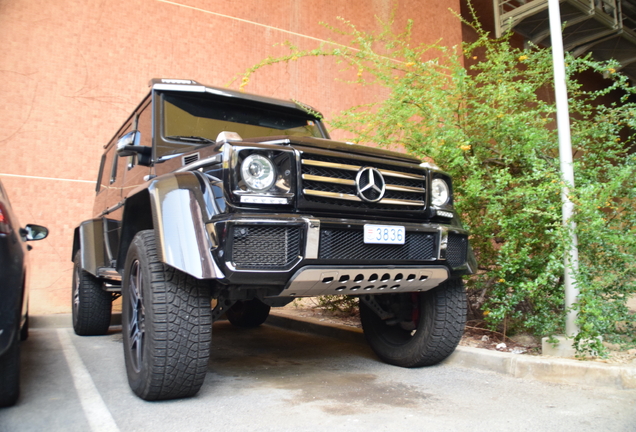 Mercedes-Benz G 500 4X4²