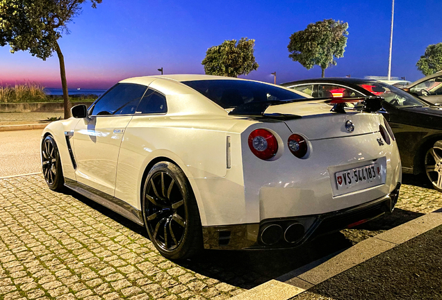 Nissan GT-R 2013