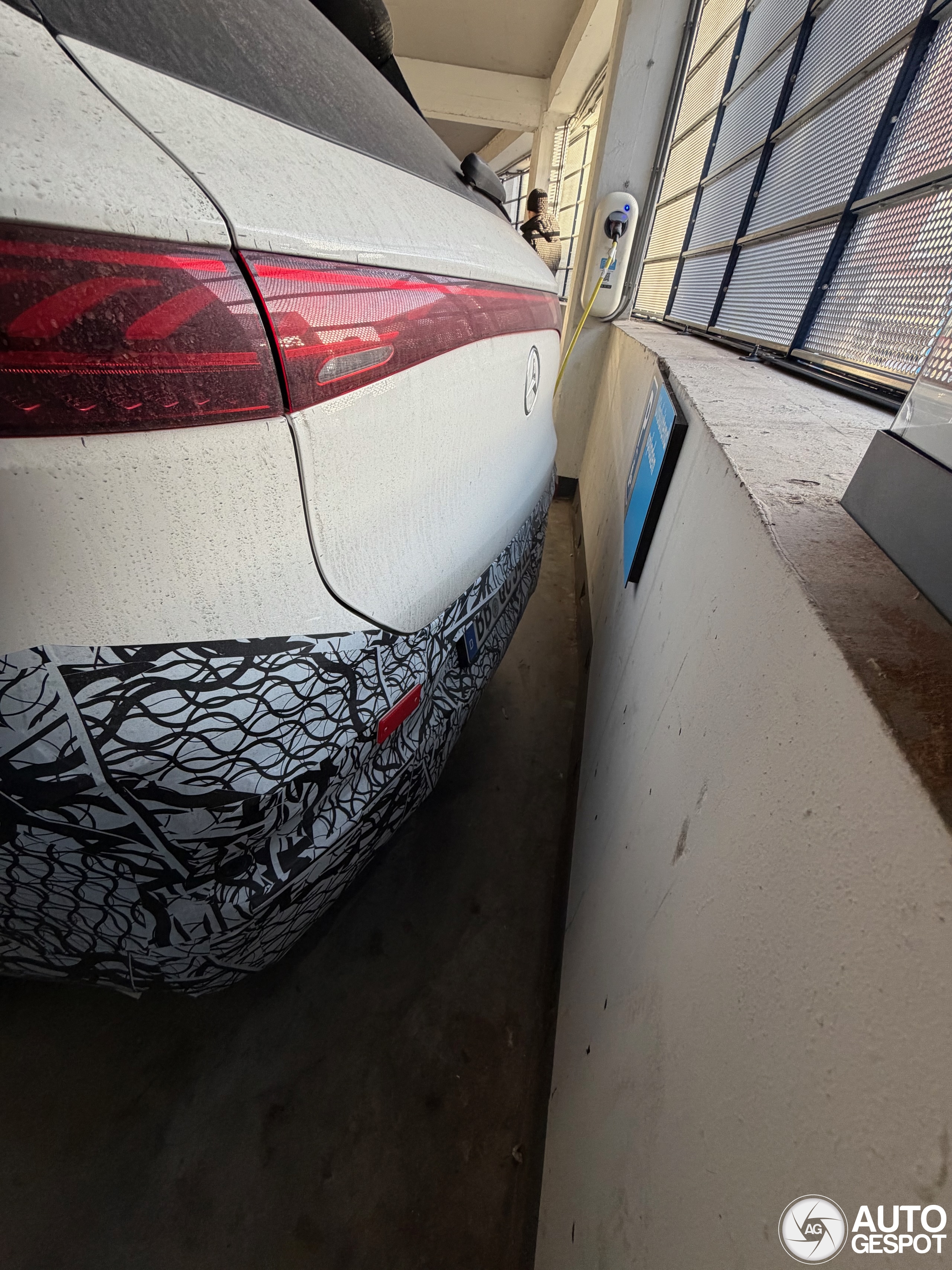 Mercedes-Benz EQC SUV 2025