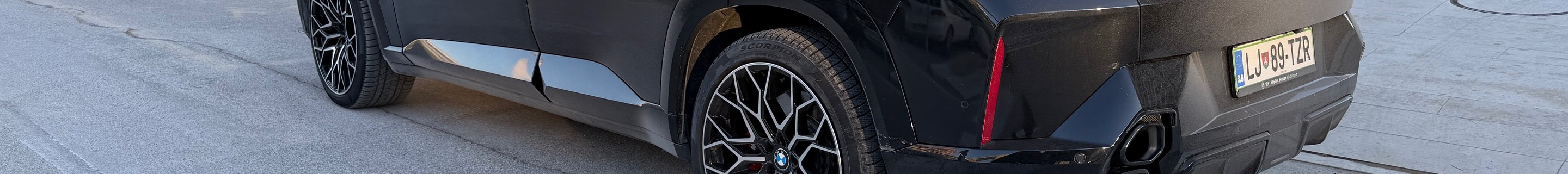 BMW XM G09