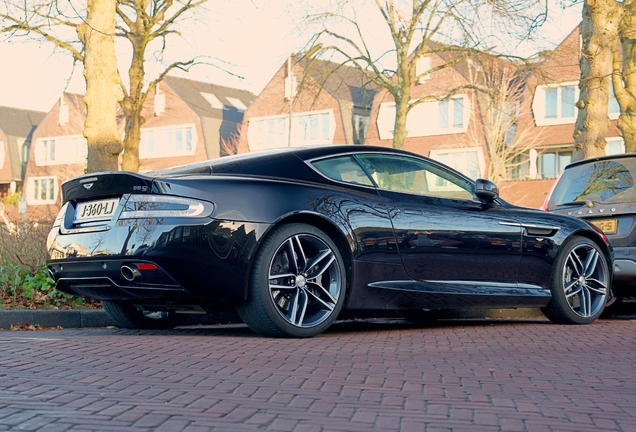 Aston Martin DB9 2013