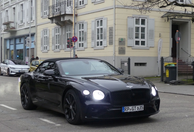 Bentley Continental GTC 2019