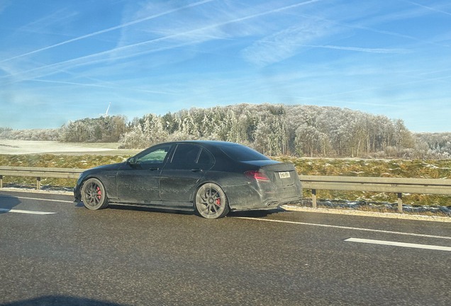 Mercedes-AMG E 63 S W213