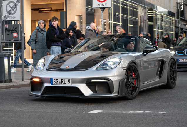 Porsche 718 Spyder RS Weissach Package