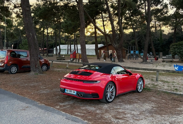 Porsche 992 Carrera 4S Cabriolet MkI
