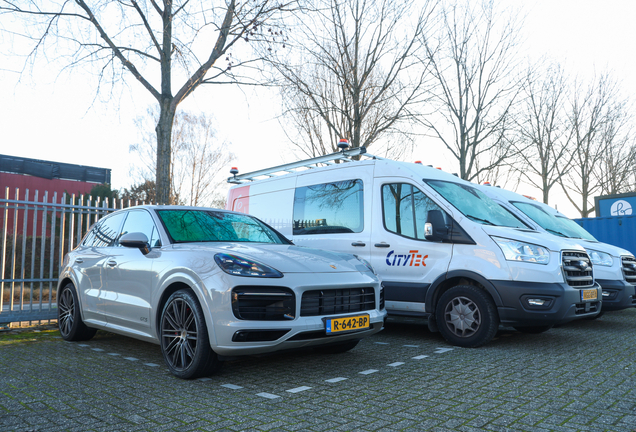 Porsche 9YA Cayenne GTS MkI