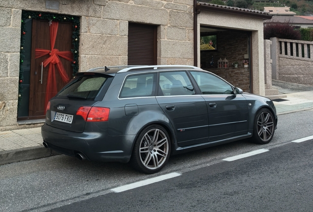 Audi RS4 Avant B7
