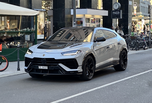 Lamborghini Urus Performante