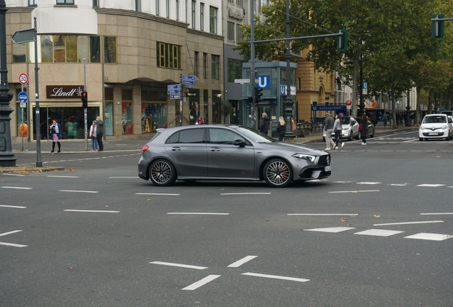 Mercedes-AMG A 45 S W177