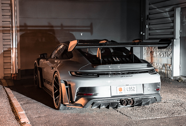 Porsche 992 GT3 RS MkI Weissach Package