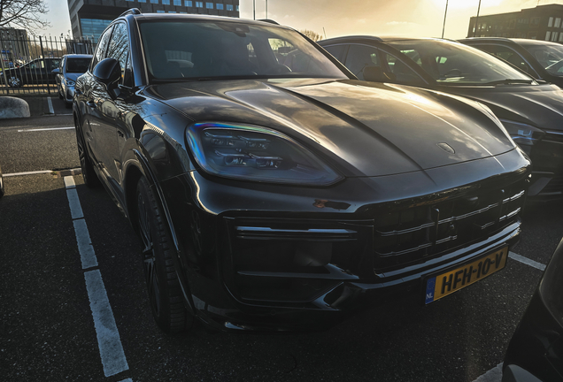 Porsche 9YA Cayenne Turbo E-Hybrid