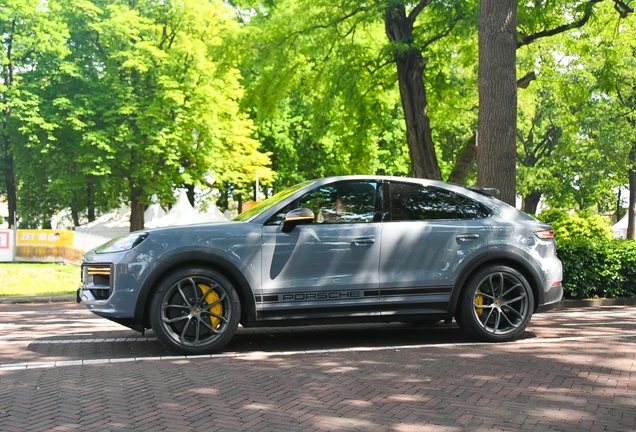 Porsche Cayenne Coupé Turbo E-Hybrid